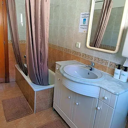 Zabava أوديفلاس